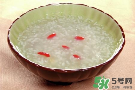 米酒變酸是怎么回事？米酒酸了應(yīng)該怎么辦？