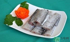 帶魚上的白色要去掉嗎？帶魚上的白色能吃嗎？