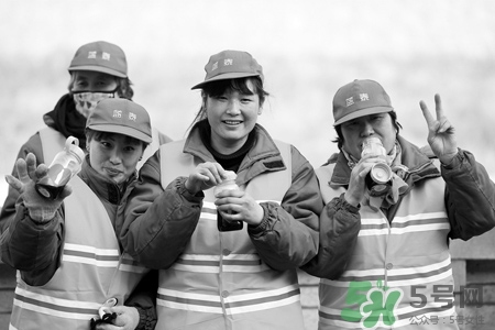 姜絲可樂要放水煮嗎？姜絲可樂需要加水嗎？