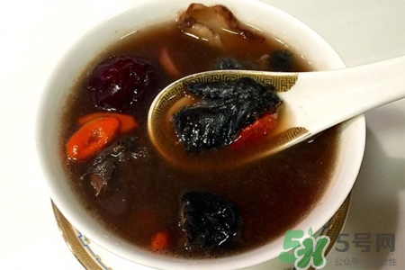 睡眠不好喝什么湯好？失眠喝什么湯好？