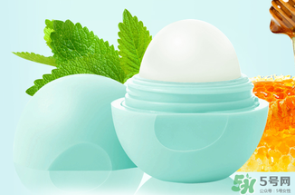 eos唇膏哪個(gè)味道好？eos潤(rùn)唇球哪個(gè)味道好？