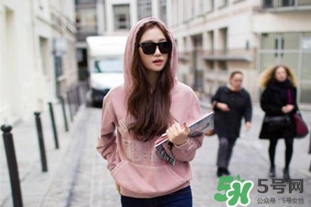 衛(wèi)衣需要經(jīng)常洗嗎？衛(wèi)衣多久洗一次？