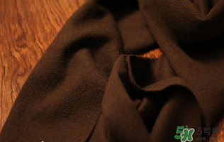 ysl圍巾哪個(gè)顏色好看？圣羅蘭圍巾好不好？