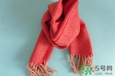 羊絨圍巾怎么清洗？羊絨圍巾的洗滌方法