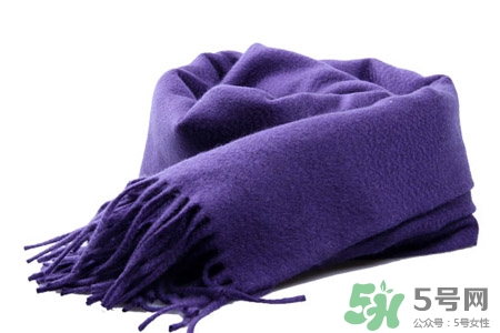 羊絨圍巾怎么保養(yǎng)？羊絨圍巾在家如何保養(yǎng)？