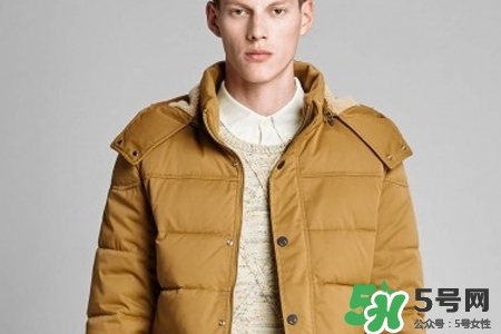 羽絨服洗完后毛不均勻怎么辦？羽絨服洗完后結(jié)塊怎么辦？