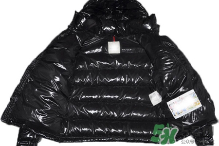 羽絨服被壓皺了怎么辦？羽絨服被壓皺了怎么恢復(fù)？