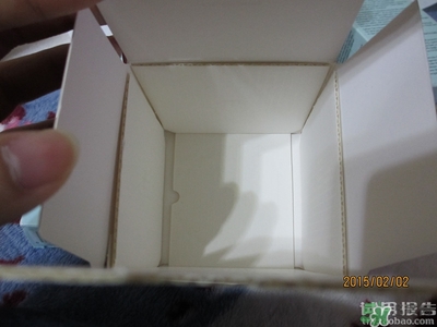 雅詩(shī)蘭黛紅石榴系列真假 雅詩(shī)蘭黛紅石榴系列真假鑒別