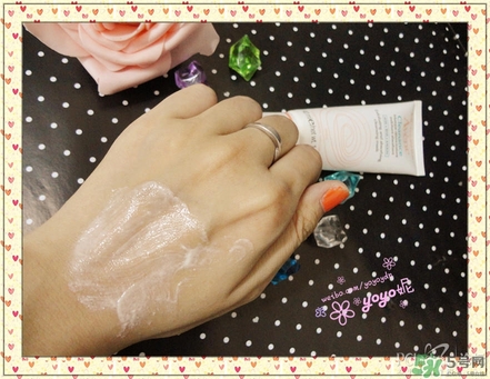 雅漾清潔面膜怎么用？雅漾毛孔清潔面膜使用方法