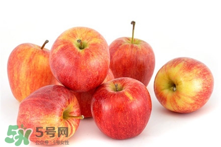 寶寶吃蘋果泥要蒸熟嗎？寶寶吃蘋果泥有什么好處？