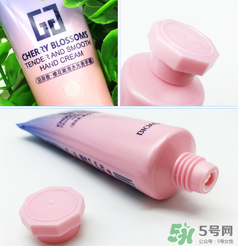 泊泉雅護(hù)手霜怎么樣？泊泉雅護(hù)手霜多少錢(qián)