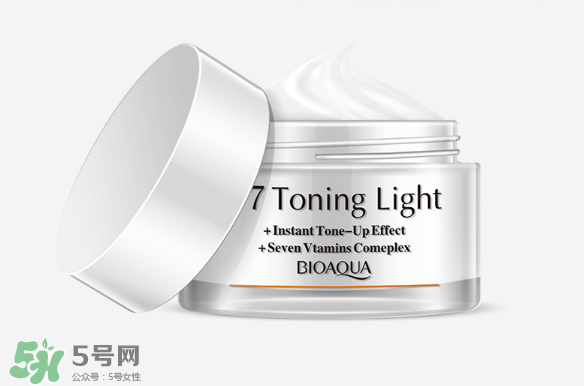 懶人面霜會(huì)對(duì)皮膚有傷害嗎？懶人面霜對(duì)皮膚傷害大嗎