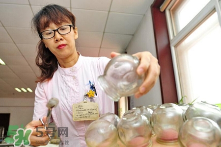 針灸火罐后多久能洗澡？針灸火罐后能馬上洗澡嗎？