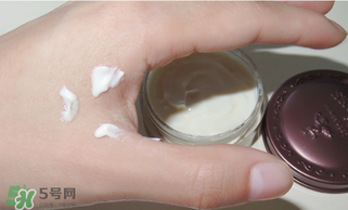 思親膚眼霜怎么樣？skin food眼霜適合年齡