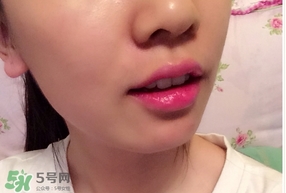 輕唇膏是什么？輕唇膏和唇膏的區(qū)別