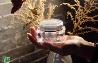 mos素顏霜多少錢？mos素顏霜多少錢多少錢一瓶？