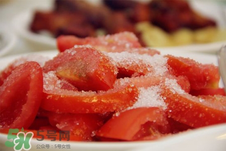 冬天可以吃涼拌西紅柿嗎？有些人不宜吃涼拌西紅柿