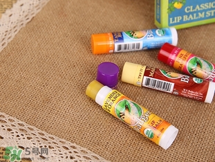 貝吉獾唇膏真假 badger貝吉獾唇膏真假鑒別 貝吉獾唇膏真假 badger貝吉獾唇膏真假鑒別