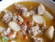 山藥排骨湯的營(yíng)養(yǎng)價(jià)值 山藥排骨湯的功效與作用及做法 山藥排骨湯的營(yíng)養(yǎng)價(jià)值 山藥排骨湯的功效與作用及做法