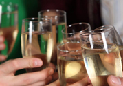 春節(jié)喝黃酒好嗎？春節(jié)喝黃酒的七大健康理由