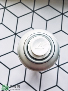 依泉和雅漾哪個(gè)好？依泉和雅漾噴霧哪個(gè)好？