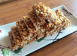 花生糖吃多了會上火嗎?吃花生糖注意什么 花生糖吃多了會上火嗎?吃花生糖注意什么