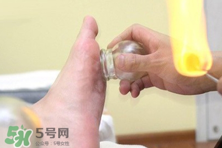 冬天拔火罐能減肥嗎？拔火罐什么季節(jié)減肥效果最好？