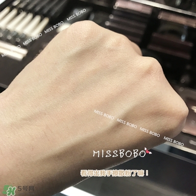 laura羅拉散粉分色號(hào)嗎？羅拉散粉試色