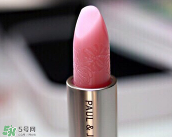 口紅可以帶上飛機(jī)嗎？坐飛機(jī)可以帶口紅嗎？