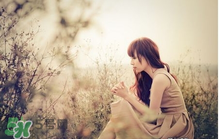 嘴角起泡涂牙膏有用嗎？嘴角起泡涂什么？