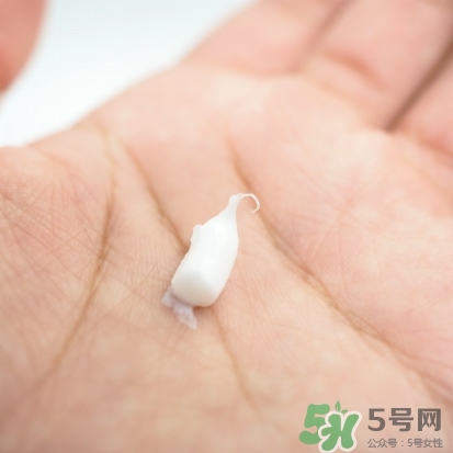 洗顏?？葡疵婺淘趺礃?？洗顏專科洗面奶可以卸妝嗎？