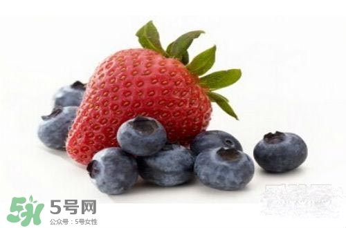 長痘痘補充什么維生素？長痘痘補充維生素b嗎？