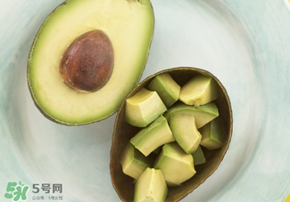 切開的牛油果怎么保存？牛油果切開后能放多長時(shí)間？