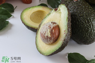 ?牛油果切開后不熟怎么辦？?牛油果沒熟切開了怎么辦？