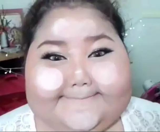 臉胖怎么化妝好看？臉大怎么化妝好看