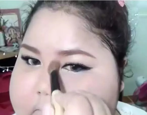 臉胖怎么化妝好看？臉大怎么化妝好看