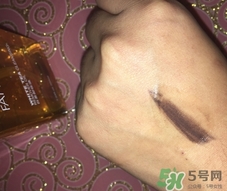 凡茜白茶卸妝油怎么用？凡茜卸妝油使用方法