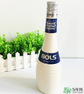 女生適合喝什么酒？什么酒適合女生喝？