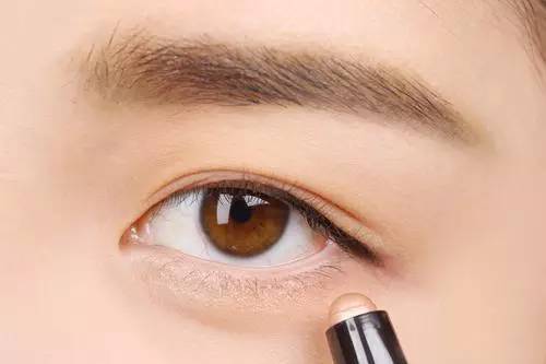 偽素顏妝怎么畫(huà)？怎么化素顏妝