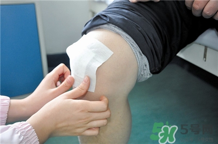 貼膏藥能洗澡嗎?貼膏藥洗澡后還有效嗎? 貼膏藥能洗澡嗎?貼膏藥洗澡后還有效嗎?