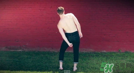 過年男生穿什么衣服？過年男生穿衣搭配