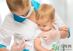 新生兒多少天打預(yù)防針?新生兒什么時候打預(yù)防針?