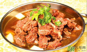 羊蝎子火鍋好吃嗎？羊蝎子火鍋涮什么好吃？