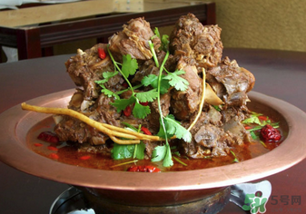 羊蝎子火鍋好吃嗎？羊蝎子火鍋涮什么好吃？