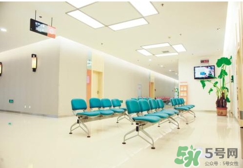 紅細(xì)胞體積分布寬度偏低是什么原因？紅細(xì)胞體積分布寬度偏低嚴(yán)重嗎？