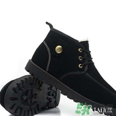 春節(jié)男生穿什么鞋子？過(guò)年男生穿什么鞋子？