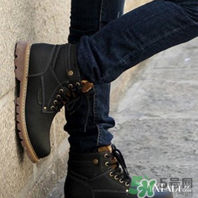 春節(jié)男生穿什么鞋子？過(guò)年男生穿什么鞋子？