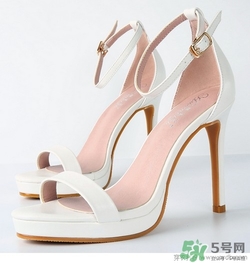 生日穿什么顏色的鞋子？生日穿什么鞋子搭配