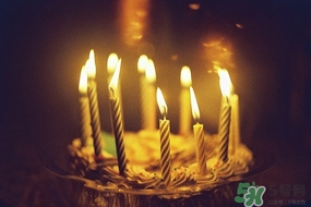 生日穿什么顏色的鞋子？生日穿什么鞋子搭配