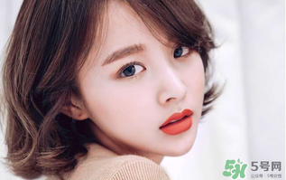 朵色口紅怎么用？朵色口紅使用方法